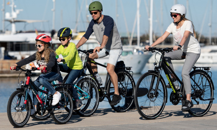 Familienausflug auf Winora-Rädern der holländischen Accell Group (Fahrrad-Aktien) © Pressefoto accell-group.com