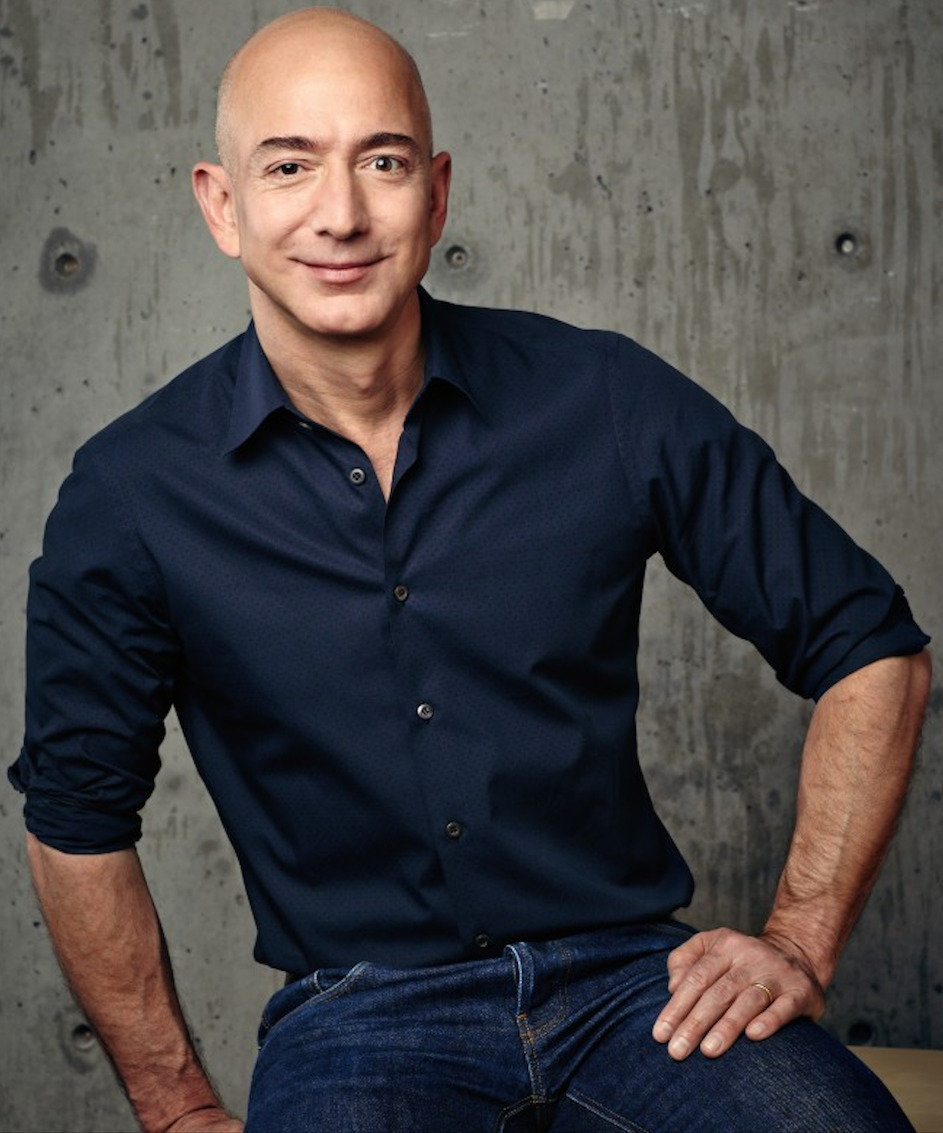  Jeffrey Preston Bezos (57) ist Gründer des US-Onlineversandhändlers Amazon.com, Inc. und gilt mit einem geschätzten Gesamtvermögen in der Größenordnung von 200 Milliarden US-Dollar als einer der beiden reichsten Menschen neben Elon Musk (50) von Tesla im kalifornischen  Palo Alto im Silicon Valley © Pressefoto AmazonBlog dayone