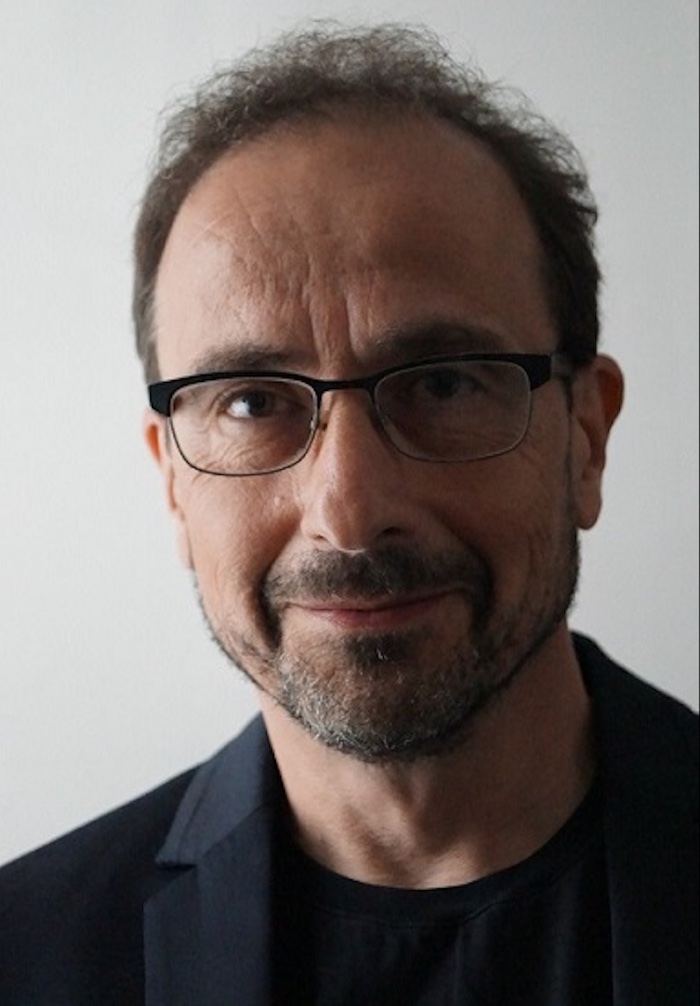 Philipp Moati, Professor für Wirtschaftswissenschaften an der Universität Paris-Diderot, Ko-Vorsitzender und Mitbegründer des Society and Consumption Observatory (ObSoCo) in Paris, Spezialist für Handel, Konsum und den neuen Kapitalismus © Amazon.com/Philippe-Moati