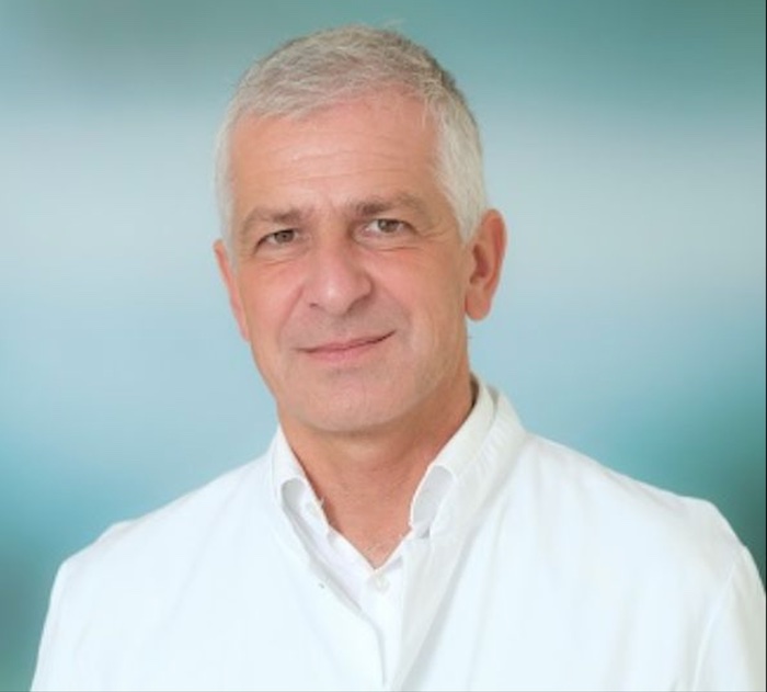 Chefarzt Onkologie Professor Dr. med. Dirk Arnold am Asklepios Klinikum Hamburg-Altona © Asklepios Kliniken GmbH & Co. KGaA 2022