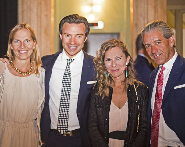 Von links nach rechts: Internationale Marketing Direktorin Silke Dittrich, Regionaldirektor David Scheffler, Madrider Managing Direktorin Paloma Perez und Beiratschef und Mitgesellschafter der Engel & Völkers GmbH Christian Völkers © Pressefoto Engel & Völkers AG, Hamburg