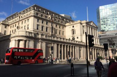 Bank of England erhöht zum dritten Mal den Leitzins