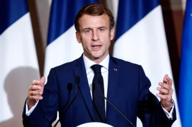 Emmanuel Macron schlägt Erhöhung des Renteneintrittsalters in Frankreich auf 65 Jahre vor