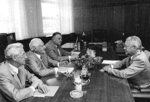 Hans-Peter Stihl im Gespräch mit der DDR - Bundesarchiv