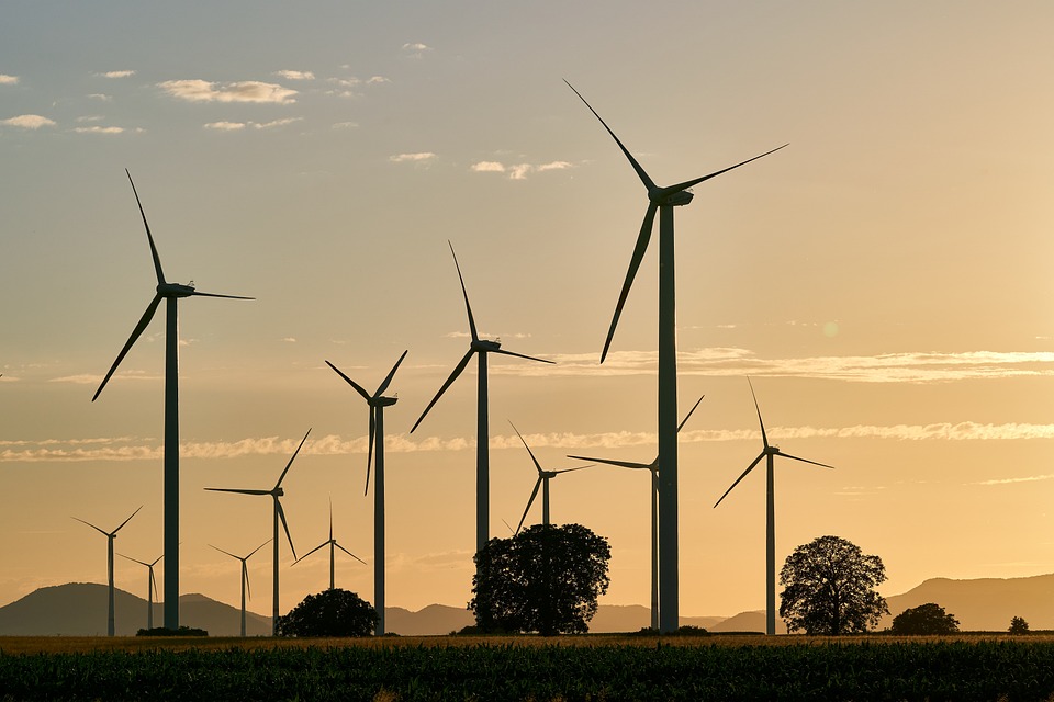 Energiesicherungsgesetz: Erleichterungen bei Schattenwurf und Geräuschwerten