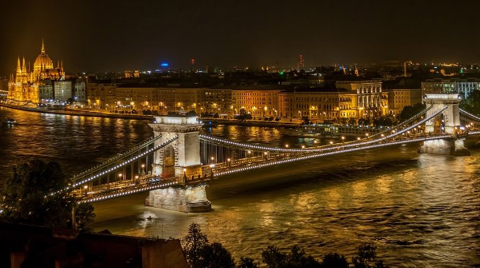 Ungarn Huxit - die Meldung über den Austritt