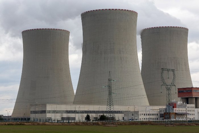 Atomausstieg zurückgenommen - Parlament stimmt für Bau neuer Reaktoren