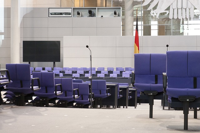 Konstruktives Misstrauensvotum Konstruktives Misstrauensvotum