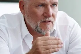 Thomas Olek (Gründer und Großaktionär) schätzt die Lage am Immobilienmarkt als dramatisch ein